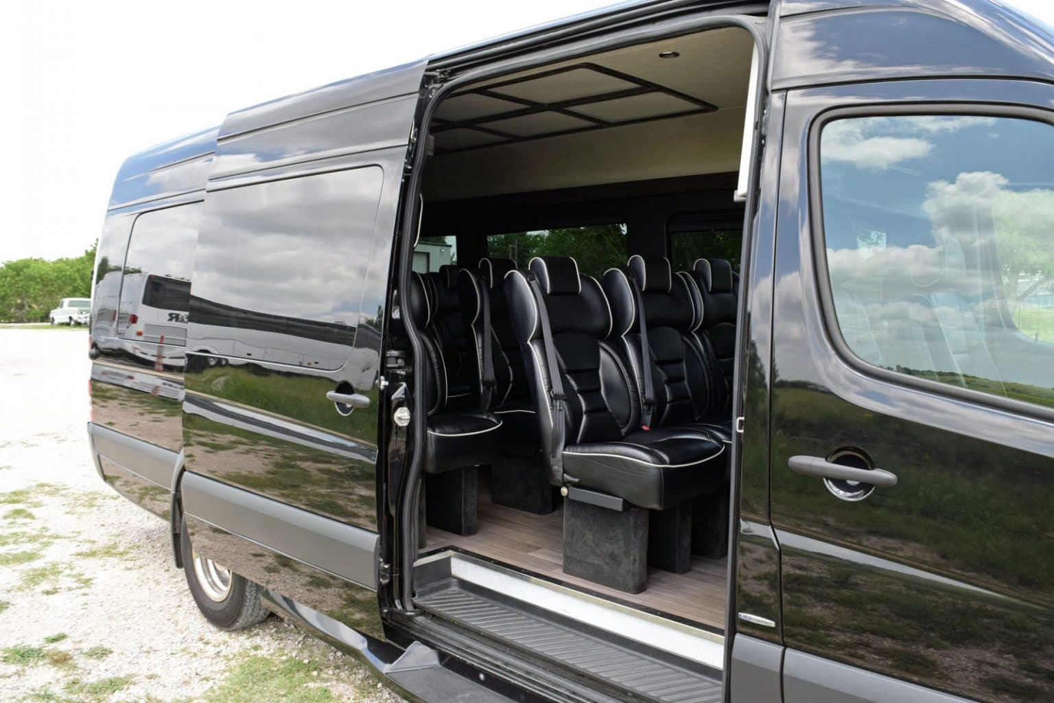 Austin Mercedes Sprinter Van Rental Pricing, Austin Mercedes Sprinter Van for Rent, Best, Top, Travel, Vacation, Local, Cargo, Sports Teams, Business, Limo, Executive, Lowest Rates, Daily