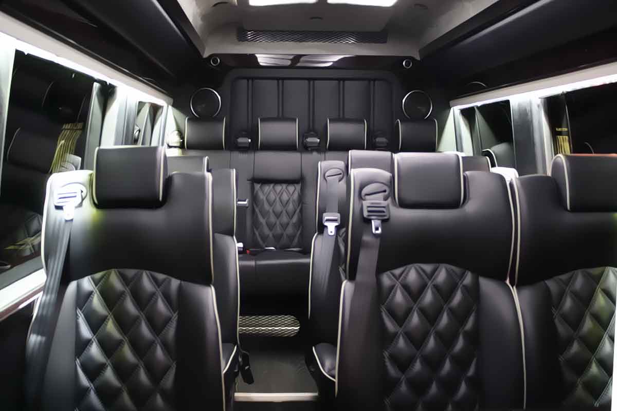 Austin Sprinter Van Rental Pricing, Austin Sprinter Van Rental Without Driver, Best, Top, Travel, Vacation, Local, Cargo, Sports Teams, Business, Limo, Executive, Lowest Rates, Daily, Mercedes