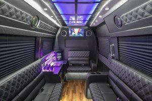 Austin Van Rental Pricing, Van for Rent in Austin, Mercedes Sprinter, Best, Top, Travel, Vacation, Local, Cargo, Sports Teams, Business, Limo, Executive, Lowest Rates, Daily